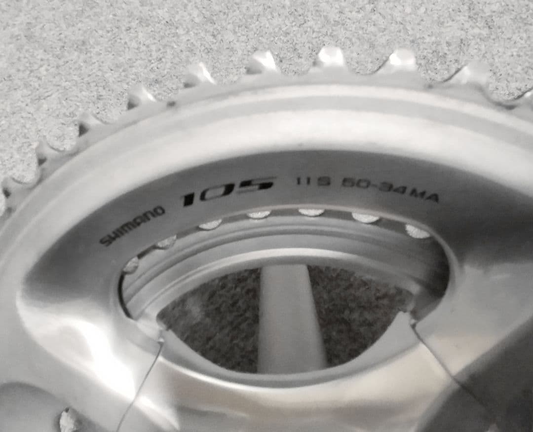 SHIMANO 105 クランクセット 50-34T BB付