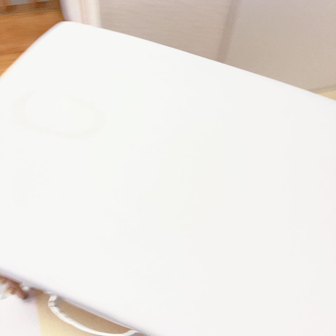 折りたたみ　エステベッド　マッサージベッド　簡易ベッド　カラーホワイト