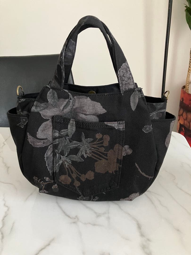 861 あつこ　花柄デニムリメイクバック　ハンドメイド 2点