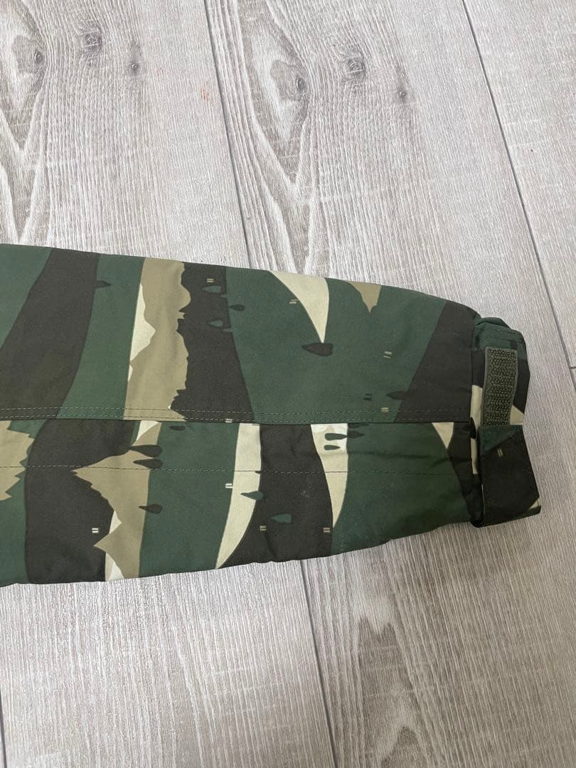 【美品】ノースフェイス　スノーウェア　120 キッズ　スノボ　つなぎ　男女