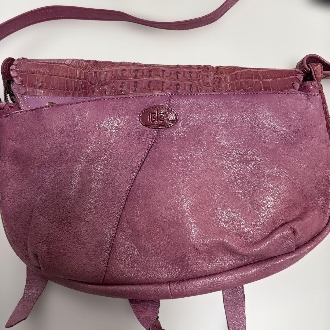 IBIZA　レザーショルダーバッグ　ワニ革被せ　美品！