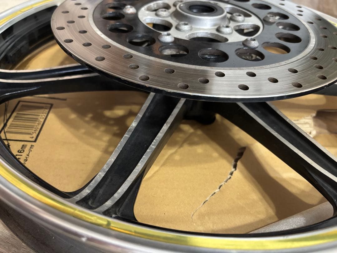 ザキ(sr400ホイール)