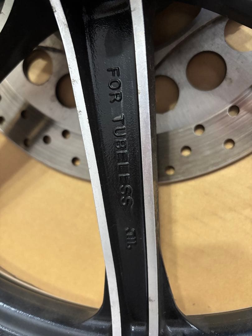 ザキ(sr400ホイール)