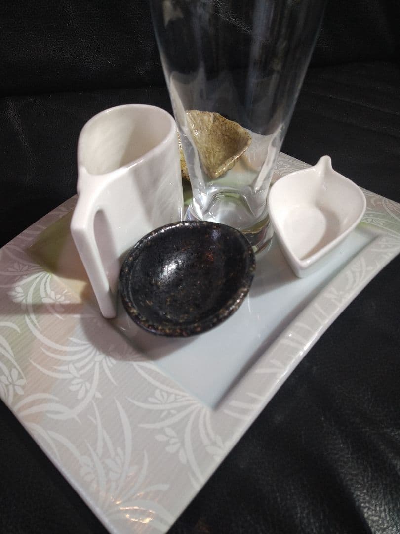 ♥高級皿・【美濃焼 ・名作良峰作】♥花柄・銀彩ラメ浮かし銀彩ウエーブデザイン4皿