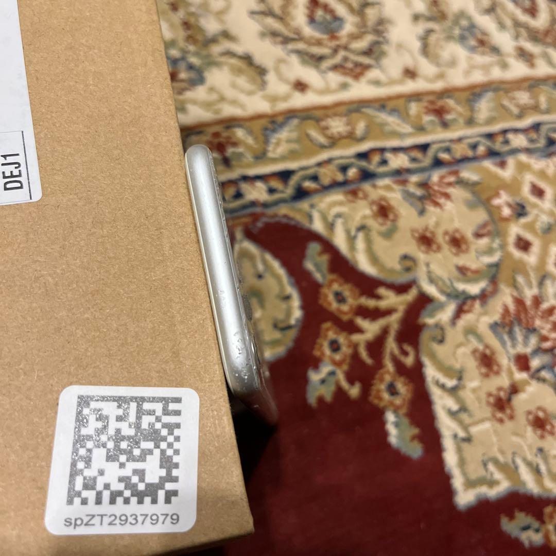 P*h様 【動作OK】iPhone8 256GB シルバー ジャンク品