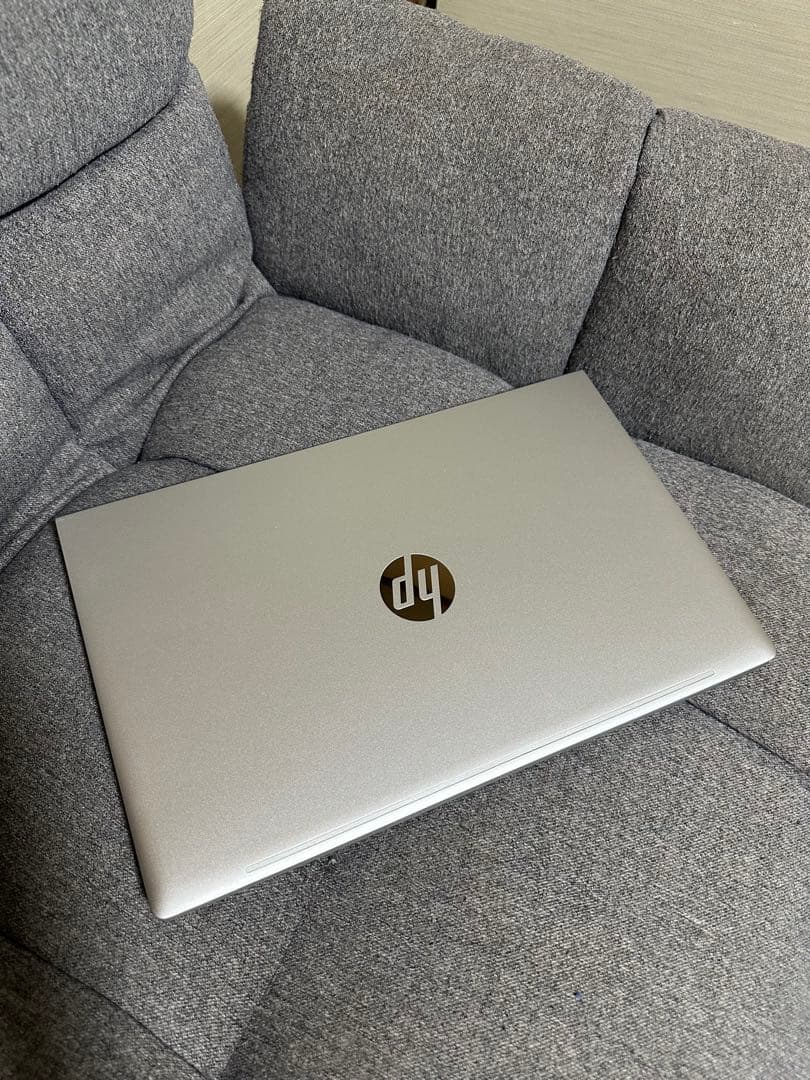 美品Hp Probook 450G10 i5-1334U-8Gb-256GB