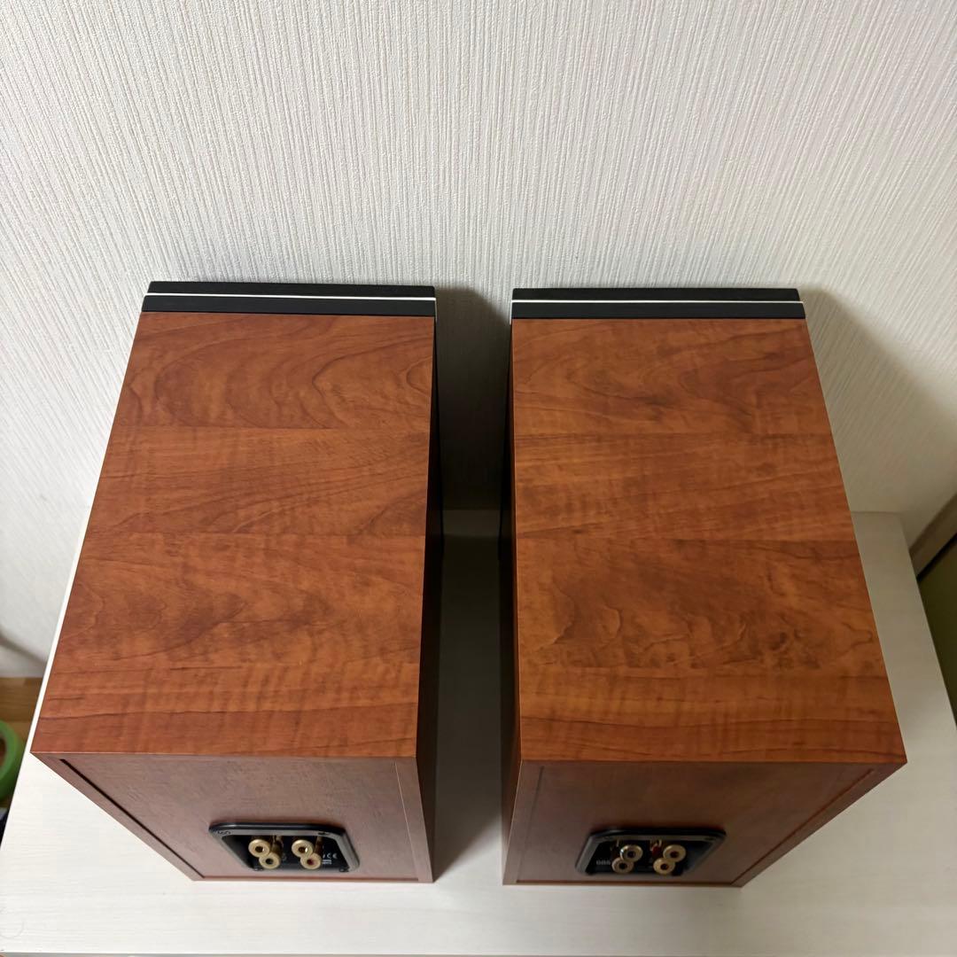 Bowers & Wilkins 685S2 スピーカー