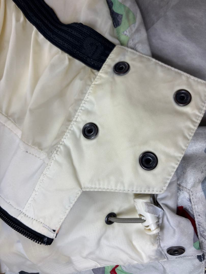 BURTON “GORE-TEX  SHELL JACKET” CAMO