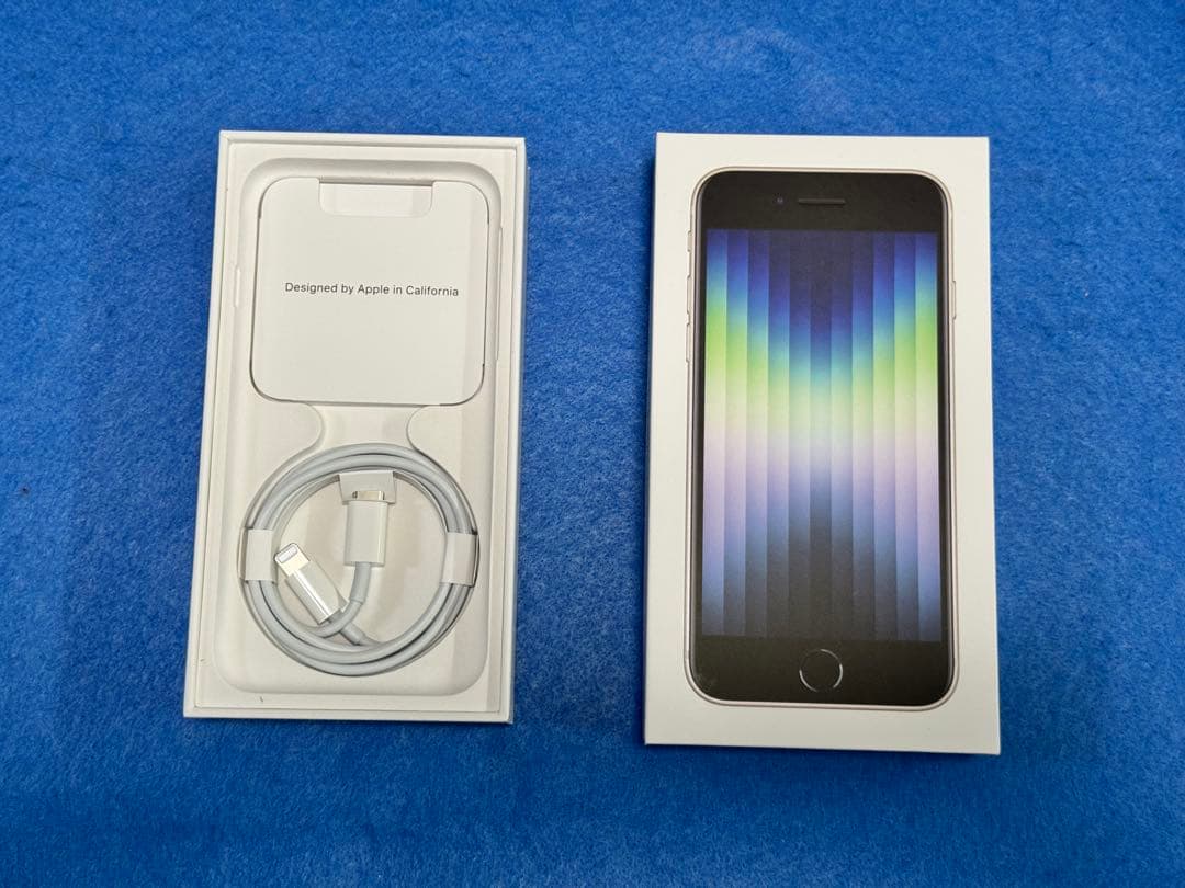 Apple iPhone SE (第3世代) ホワイト 64GB おまけ付き