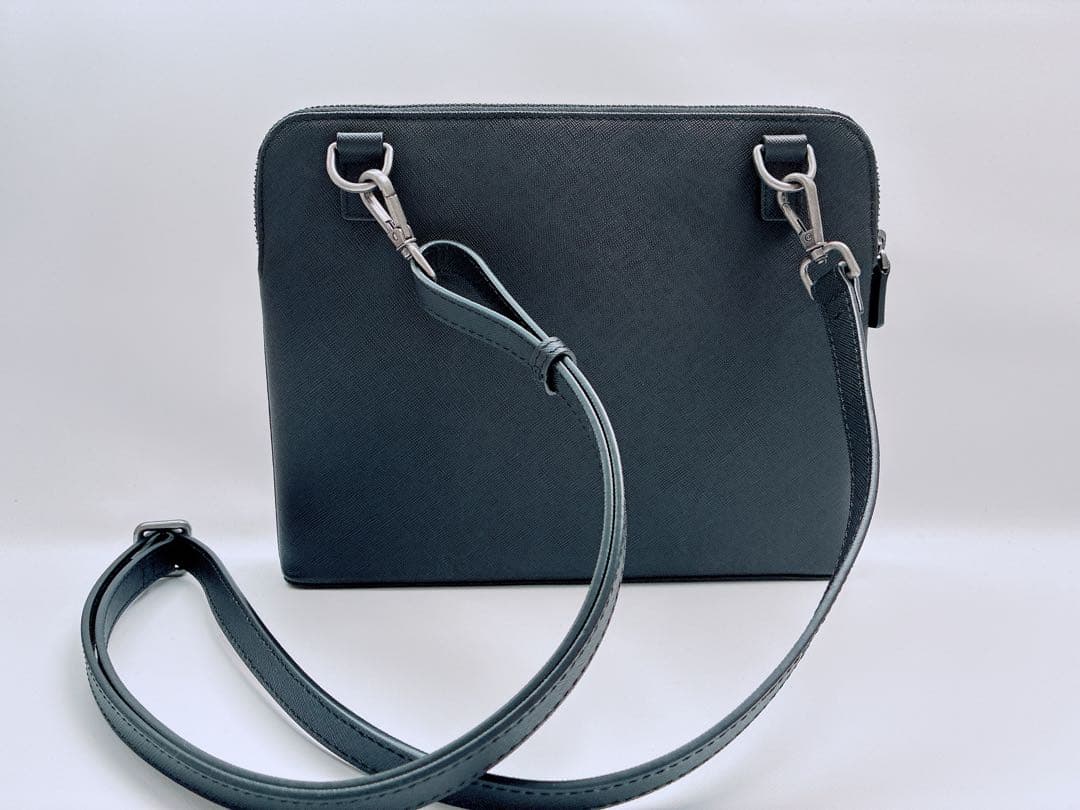 Evoon みがるサコッシュレザー