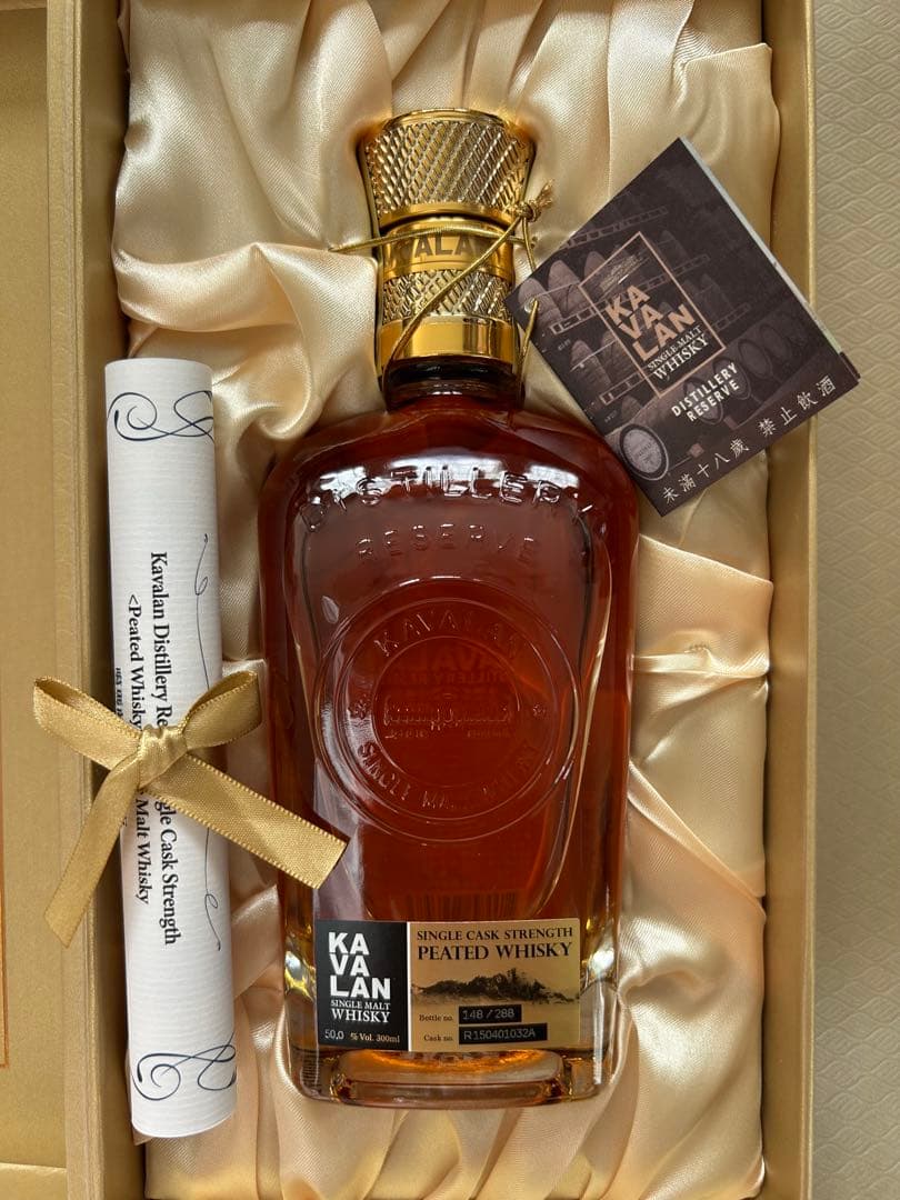 KAVALAN 蒸留所限定品 ピーテッドモルトカスクストレングス シングルモルト