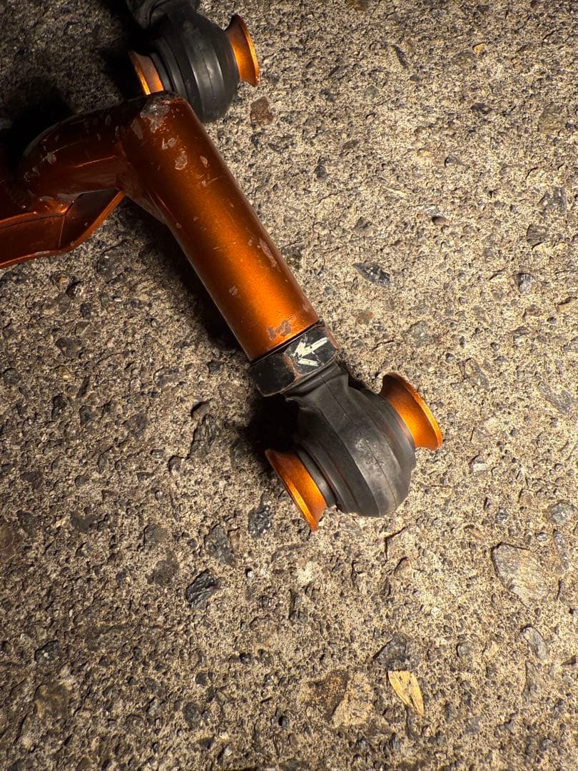 かー　t-demand アッパーアーム　クラウン系