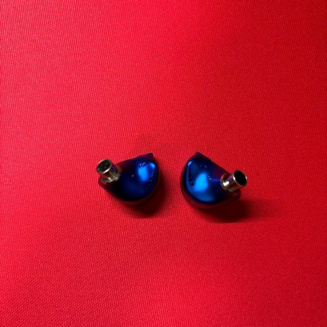 イヤホン BQEYZ WINTER ULTRA