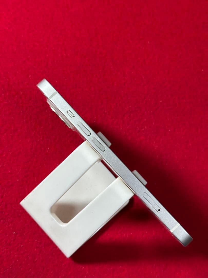 【6849】iPhone 13スターライト 128GB simフリー