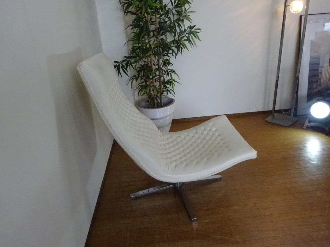 デセデ（スイス）DS-51　Slim　ラウンジチェア　本革　ひじ掛けなし　美品