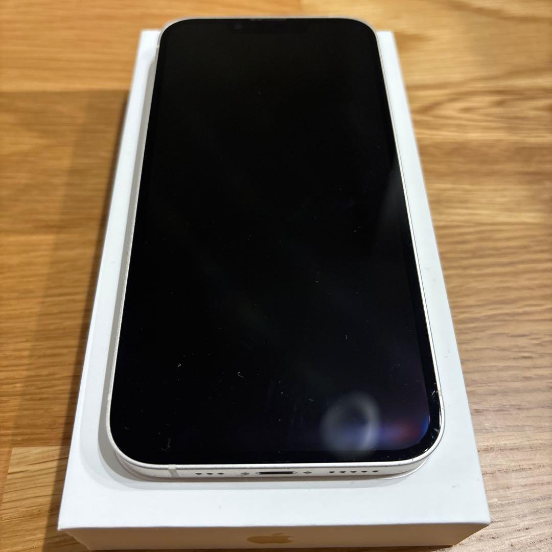Apple iPhone 13 （スターライト）本体