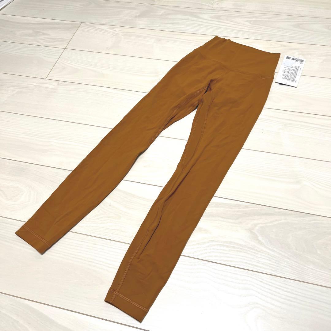 新品タグ付き　ルルレモンSuper High-Rise Pant 26 レギンス