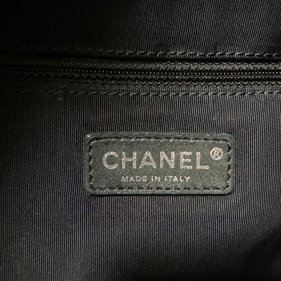 入手困難モデル　美品　シャネル　アンリミテッド　2way ショルダーバッグ　黒