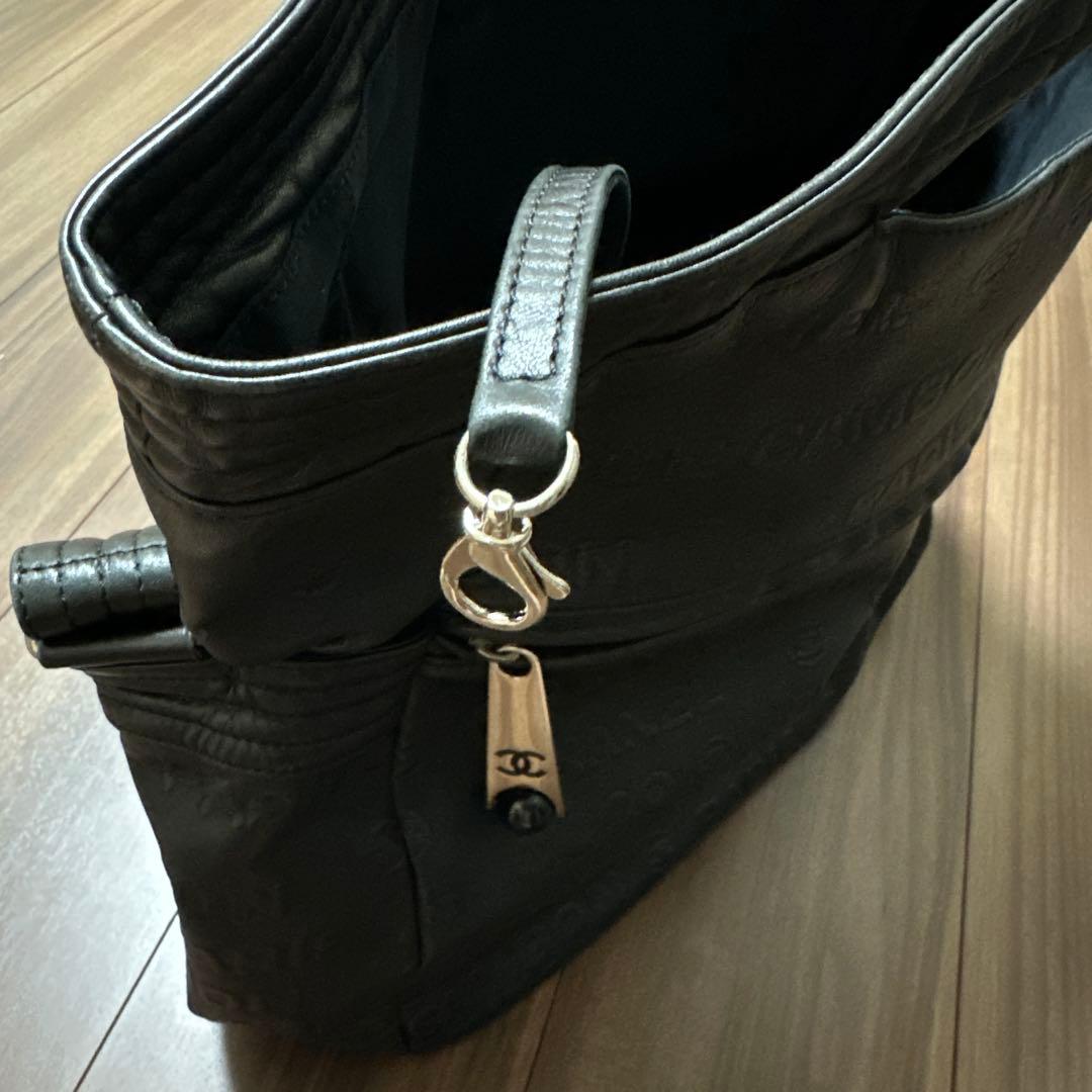 入手困難モデル　美品　シャネル　アンリミテッド　2way ショルダーバッグ　黒