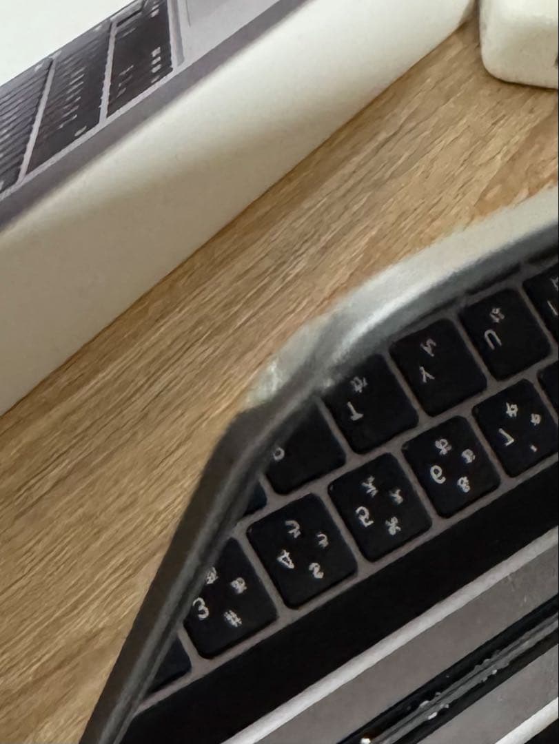 MacBook Pro 13インチ 2020 スペースグレイ+純正充電機器+箱