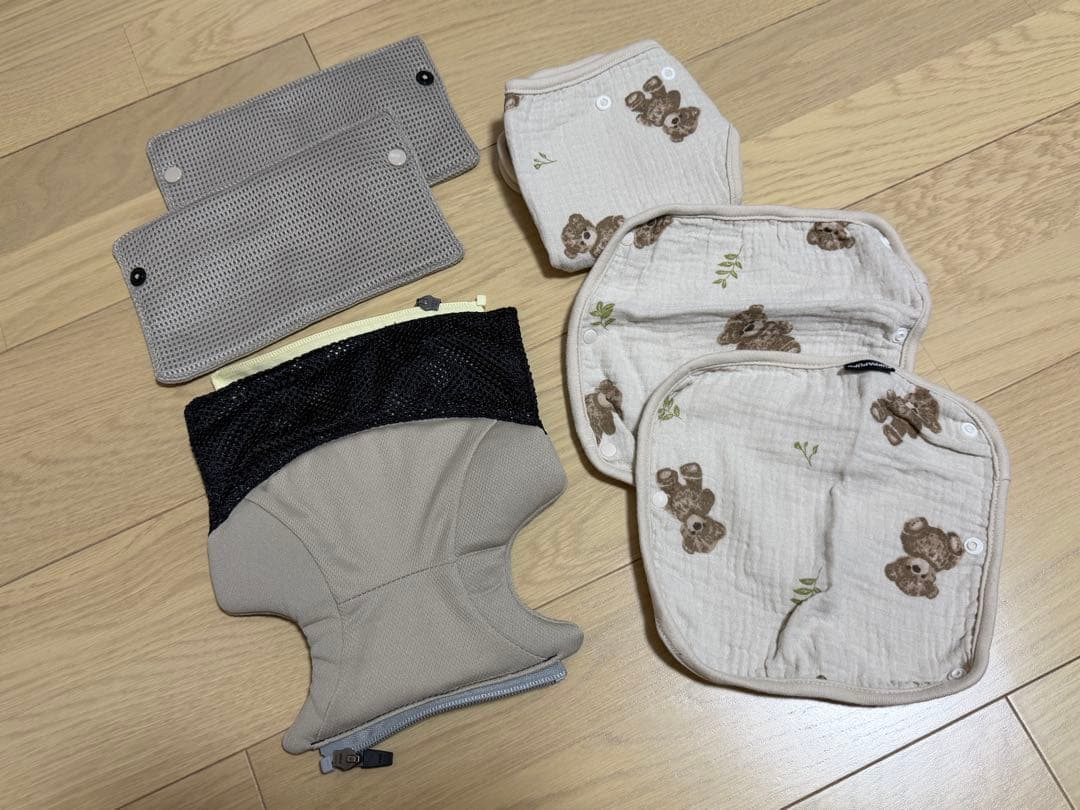 【美品】Aprica Laclis 抱っこ紐 ベージュ ラクリス おまけ付