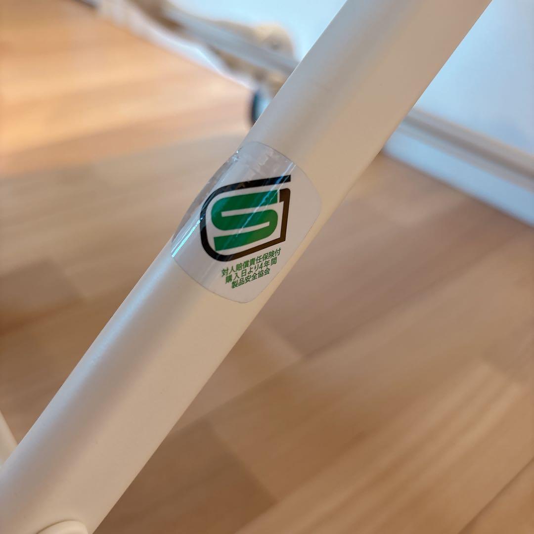 コンビ　電動ハイローチェア　ネムリラ4キャス　AUTO SWING combi