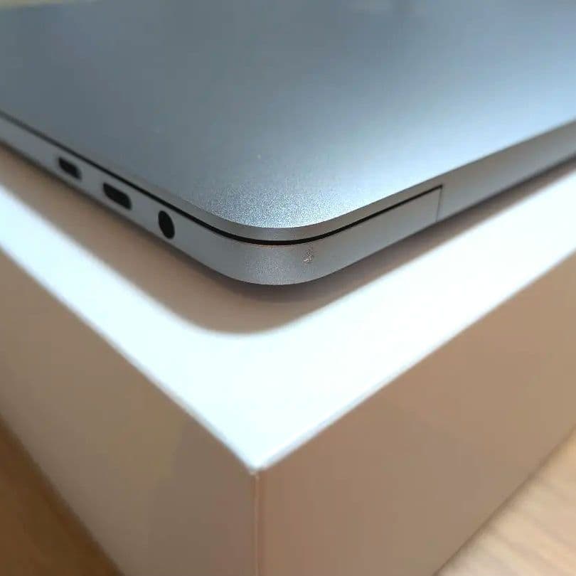 【セール中！美品✨️】macbook pro 13-inch 2018