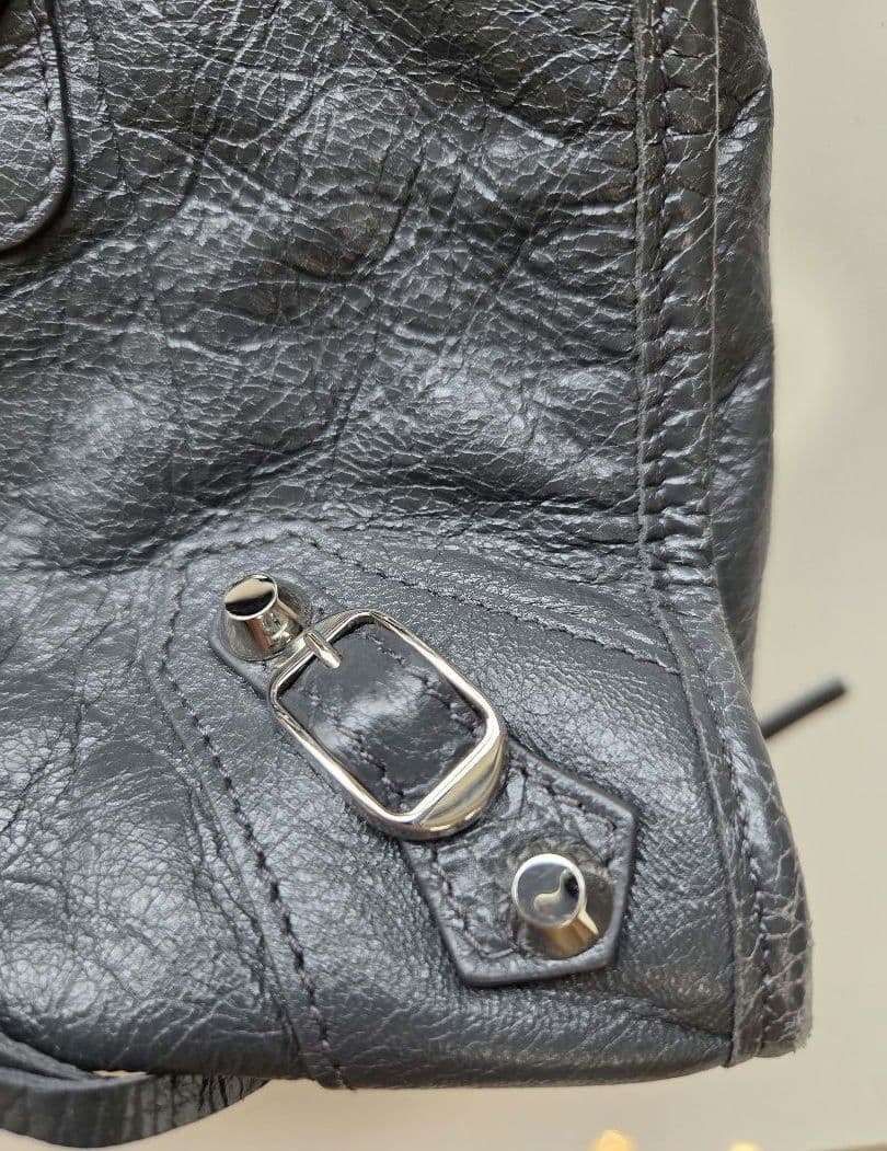 バレンシアガ クラシックシティ レザー グレー ミラー付き 2way