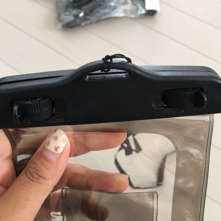 携帯防水ケース　25個