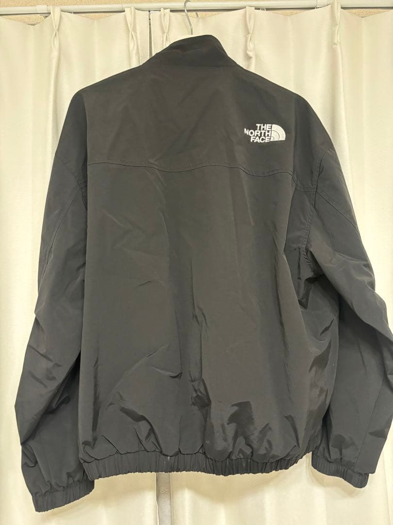 THE NORTH FACE ブラックナイロンジャケット　ホワイトレーベル