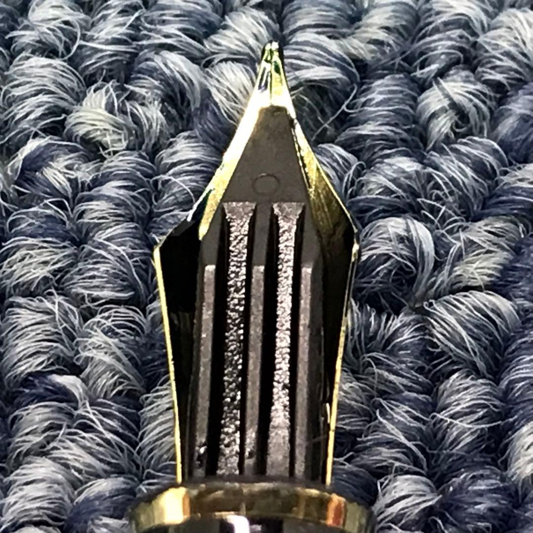 k*n様 モンブラン:マイスターシュテュック585万年筆