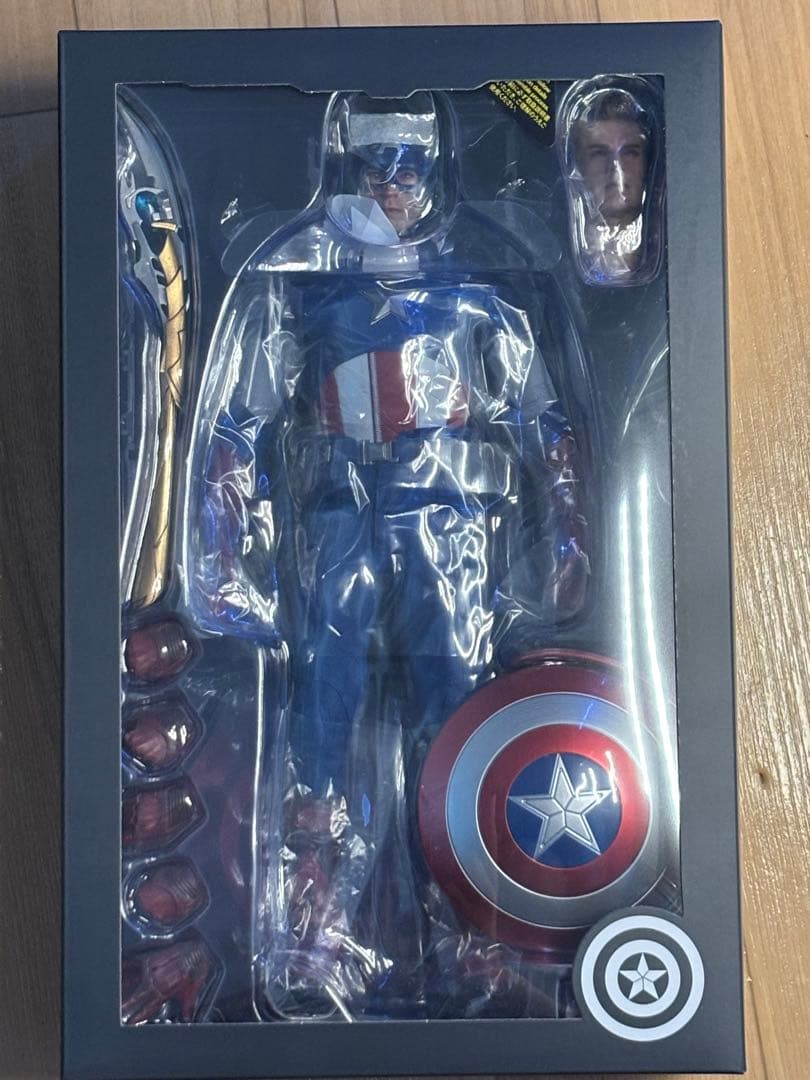 【最終値下げ】Hot Toys キャプテン・アメリカ 2012バージョン