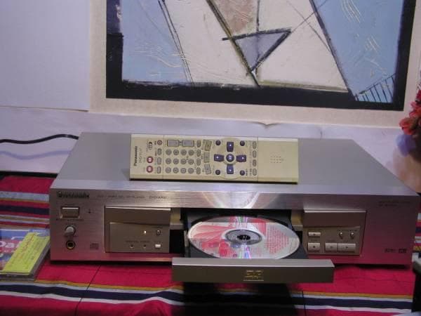 ★パナソニックDVD・ＣＤプレーヤー、DVＤ-Ａ700