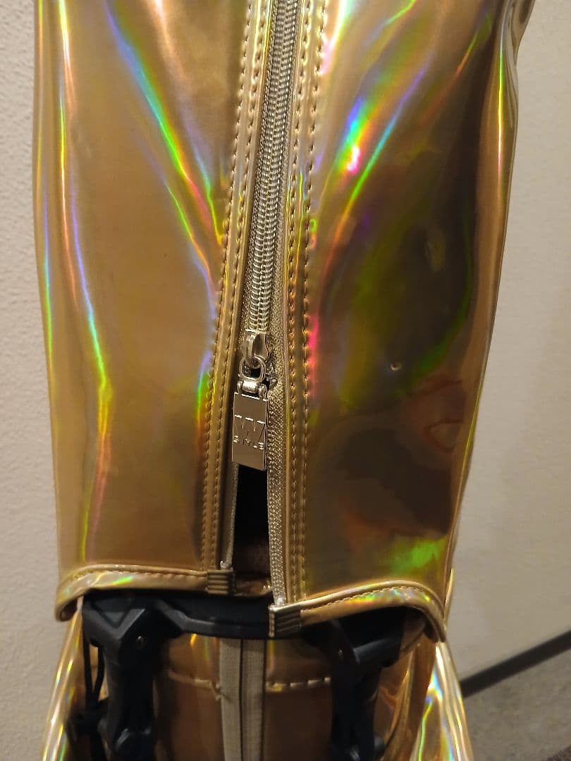 ゴールドゴルフバッグ