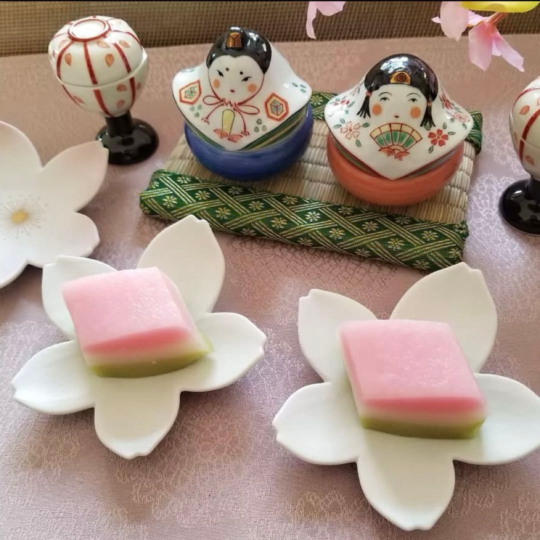 【☆特別価格☆】【新品】【大人気】有田焼幸楽窯　雛人形&ぼんぼり珍味入4点セット