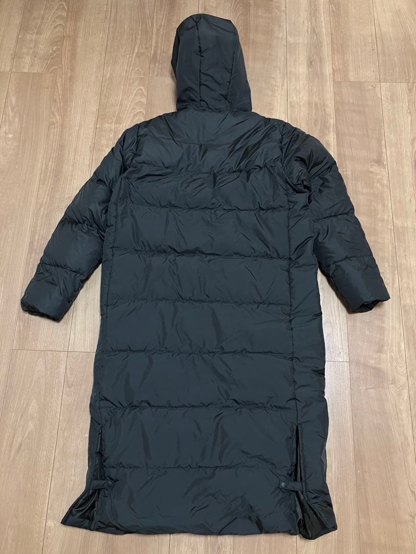 ピピ　新品・未使用品　adidas ロングダウンコート　ベンチコート