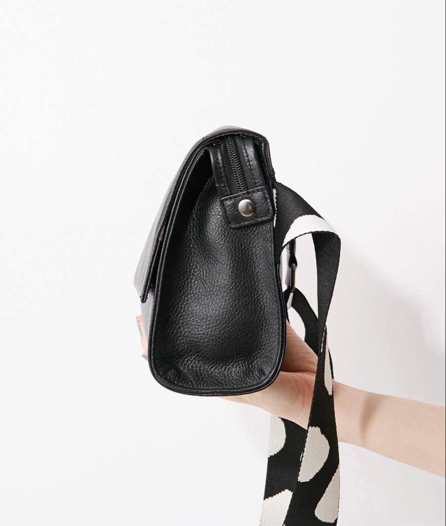 柄ワイドテープショルダーバッグ/ボディバッグ