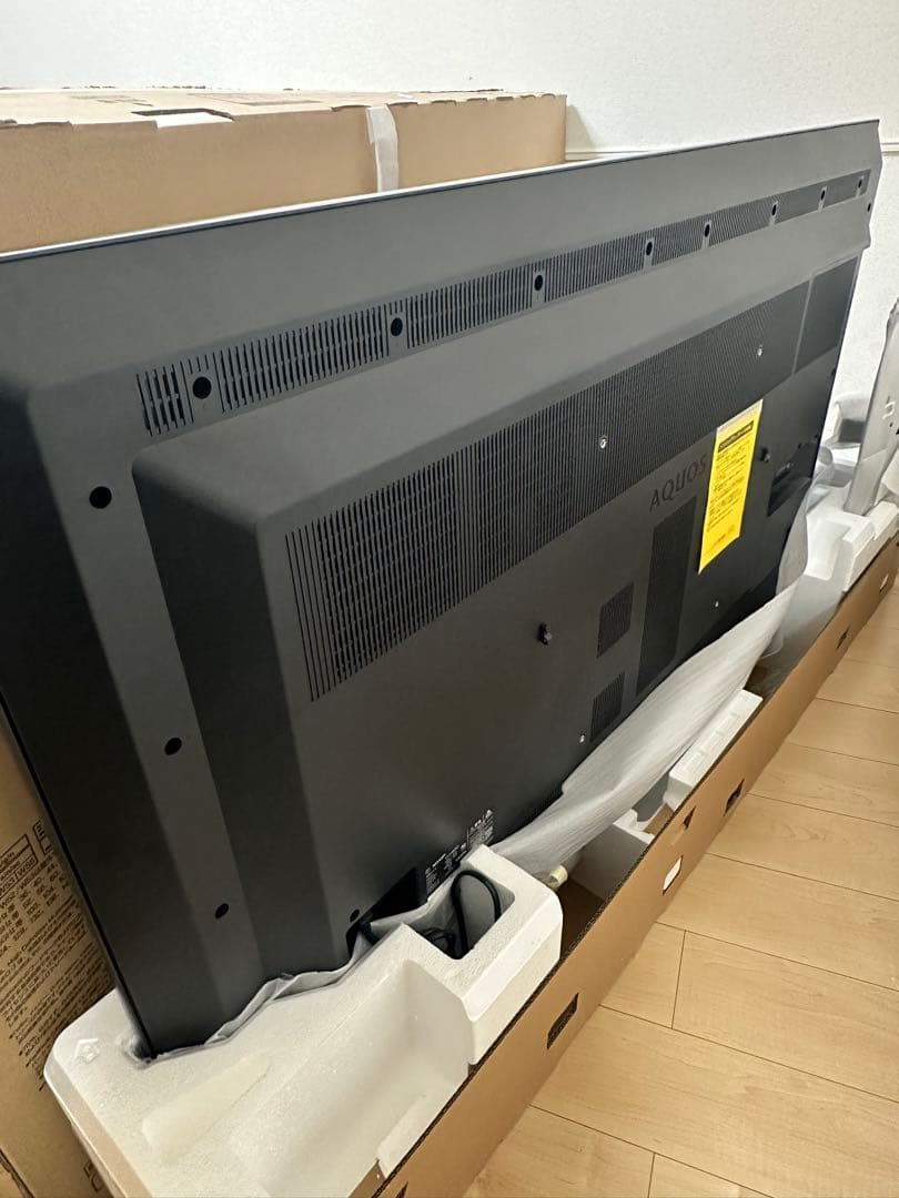 送料込み！　SHARP 4T-C70CN1 4K液晶テレビ　AQUOS