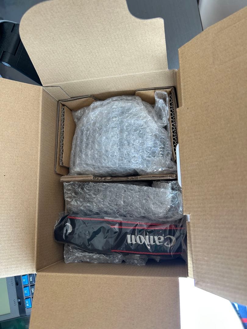 Canon EOS Kiss X10 デジタル一眼レフカメラ