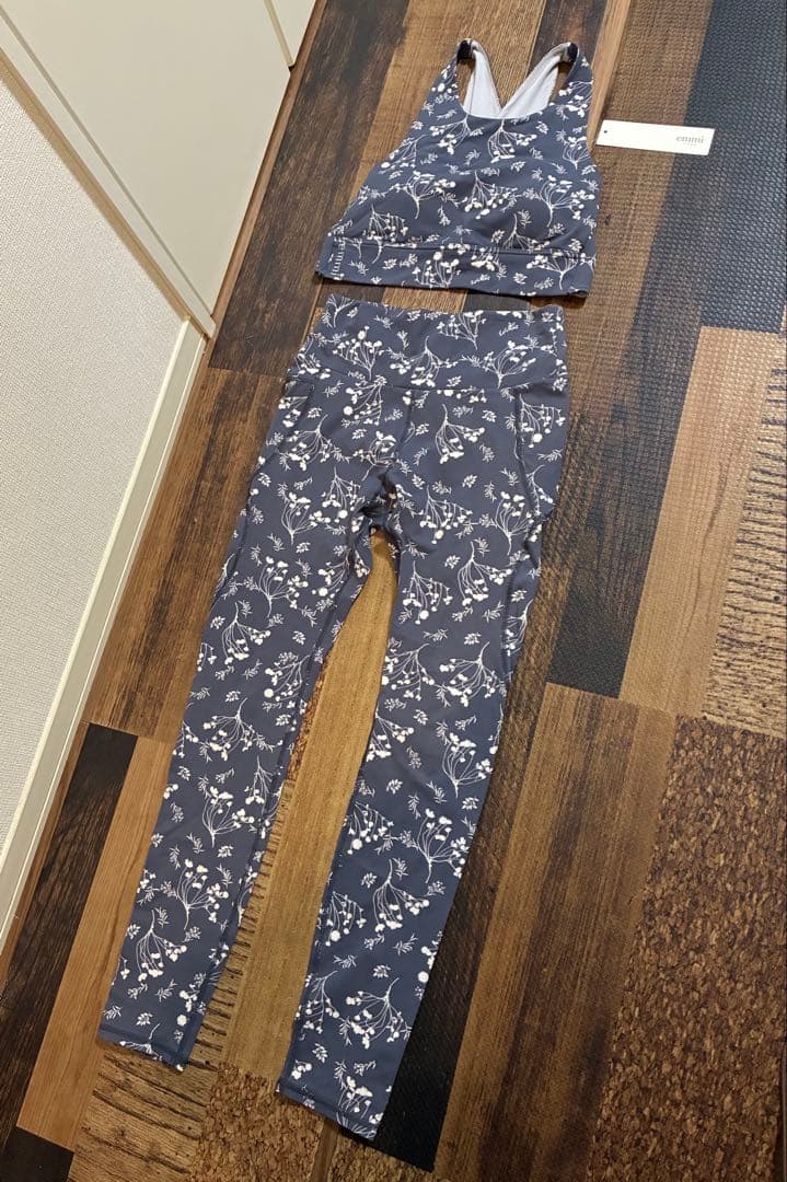 極美　emmi yoga エミヨガ　ヨガウェア　バッグクロス　ブルーグレー