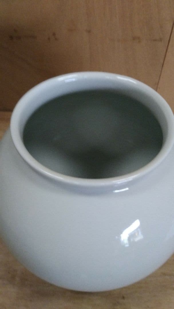 白磁　大壺