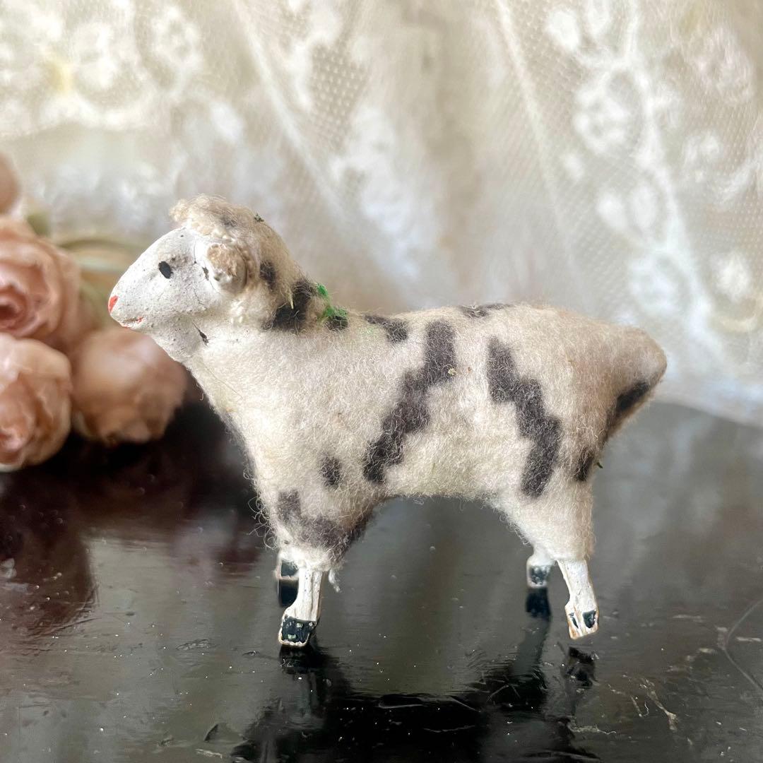 【レア】ブチ模様ミニ羊 シープ オブジェ フィギュア フランスアンティーク