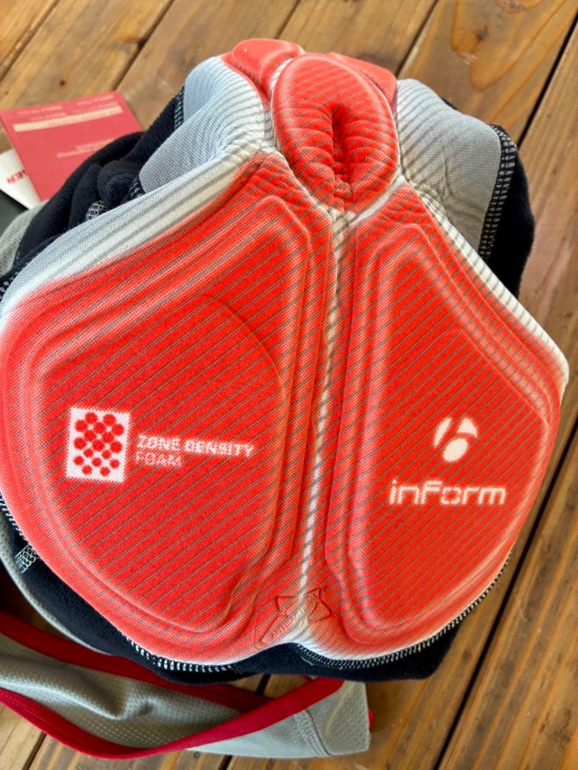 【新品未使用】極寒向/防風/裏起毛ビブタイツ 日本サイズS