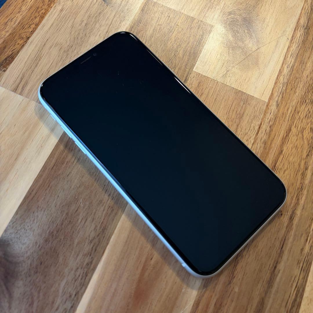 iphone11（ホワイト128GB） ※simフリー・箱あり
