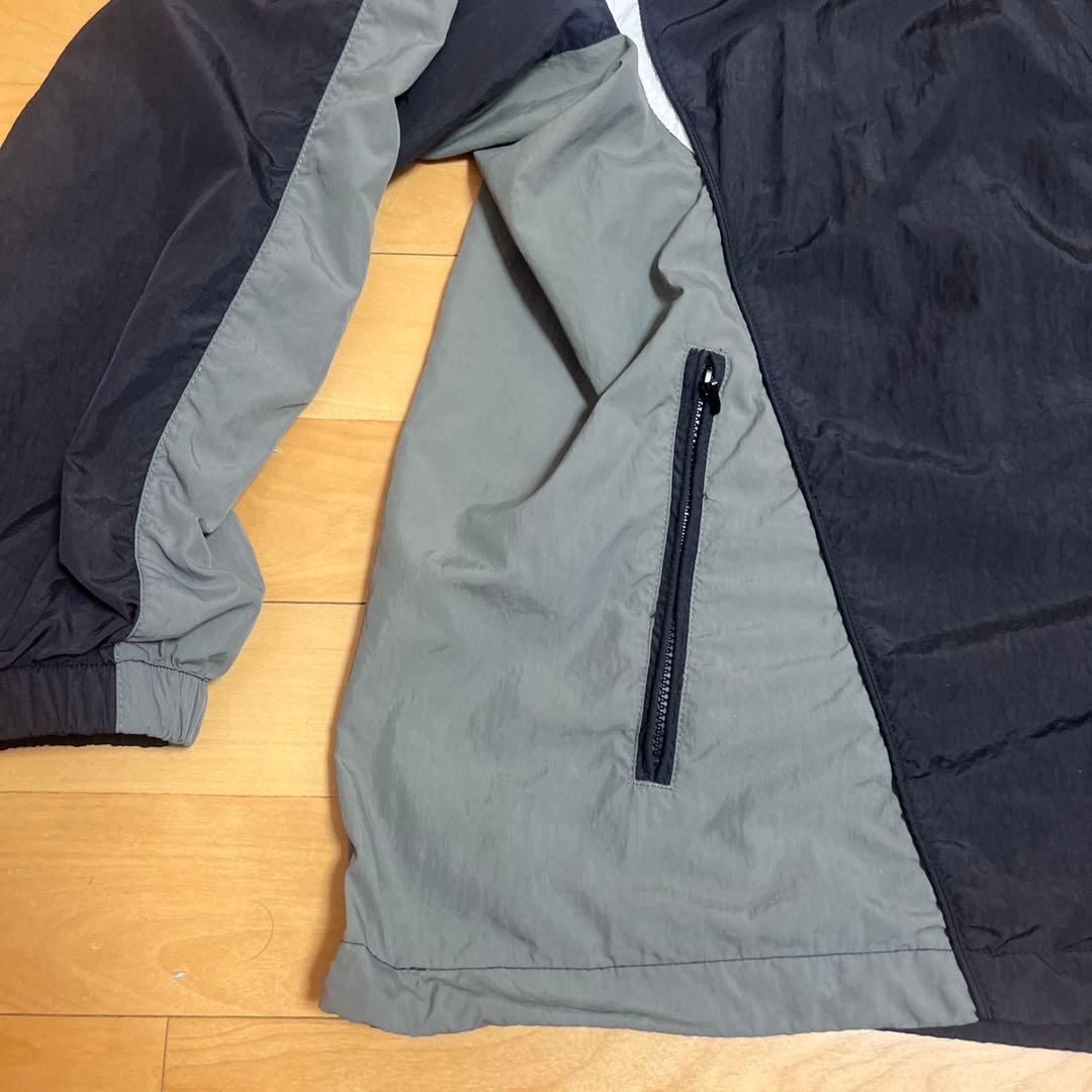 kaoyorinakami Reebok nylon jacket リーボック