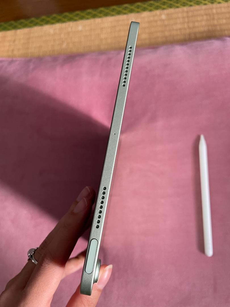 【極美品】Apple iPad Air4 256GB + Pen【4点セット】