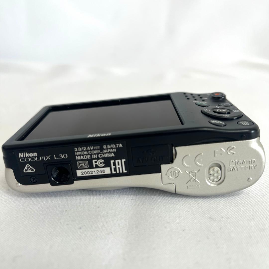 Nikon COOLPIX L30 デジタルカメラ