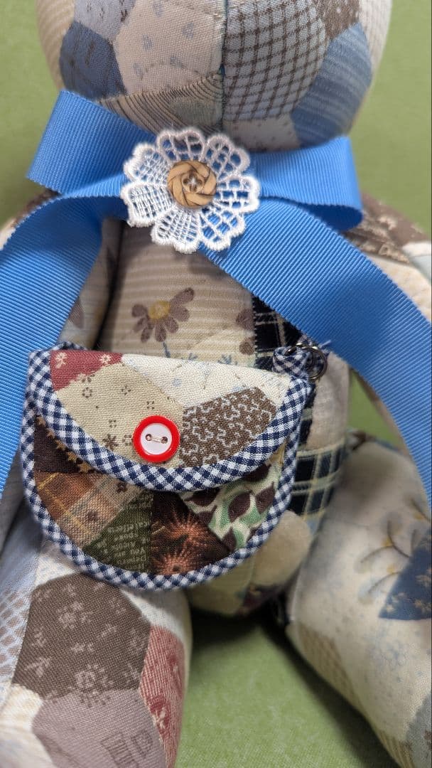 テディベア◆ハンドメイドパッチワーク◆ポシェット付