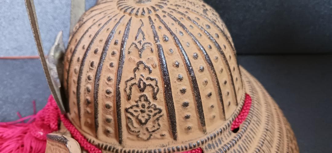 【希少品】　高岡　金次銅器製　出世兜　兜　金属工芸 鉄製 鋳物　端午の節句　置物