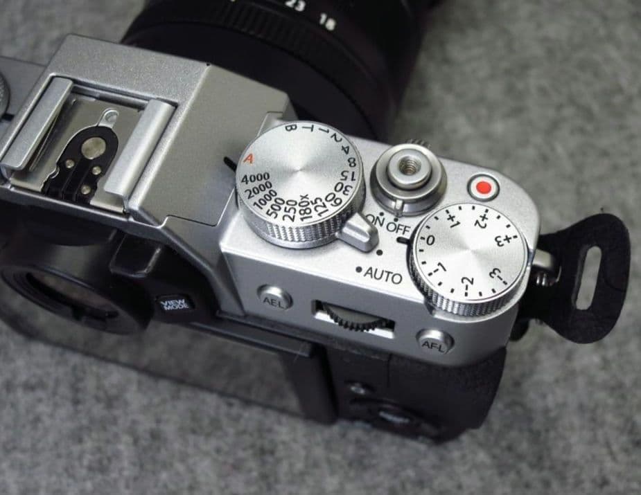 FUJIFILM X-T10 標準ズームレンズキット